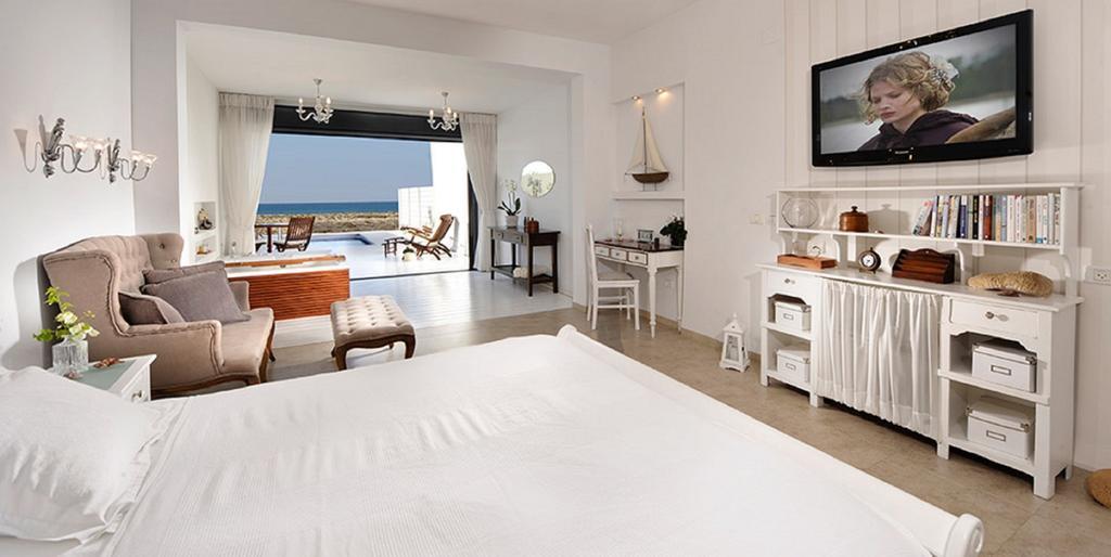Yamim Suites On The Beach 沙韦锡安 客房 照片