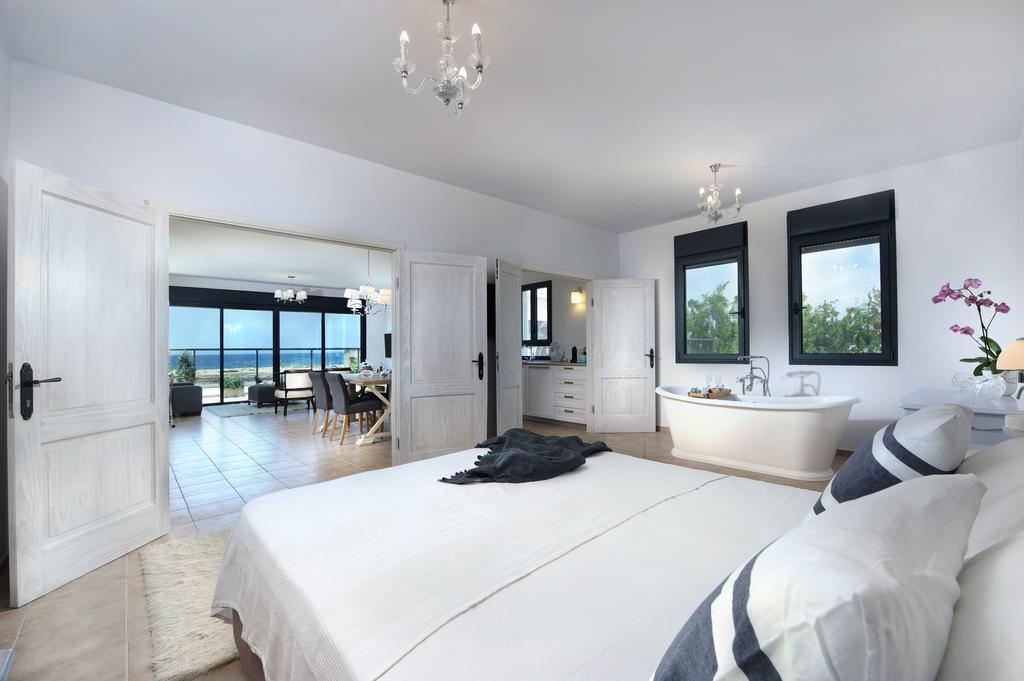 Yamim Suites On The Beach 沙韦锡安 外观 照片